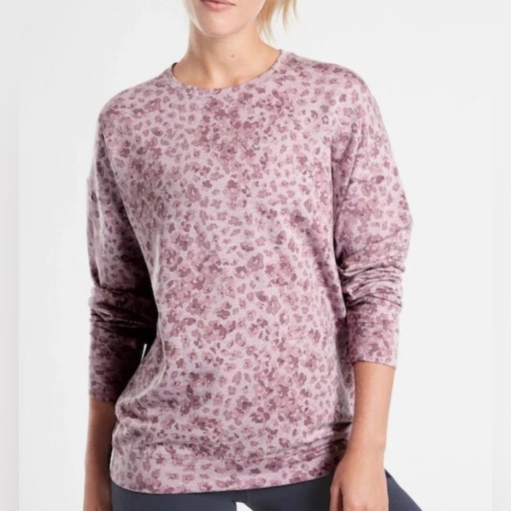 Athleta Small Purple Print Studio‎ to Street Splatter Sweatshirt